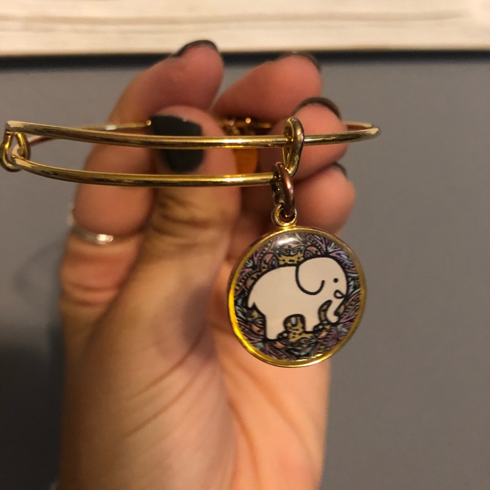 RETIRED Ivory Ella Bangle
